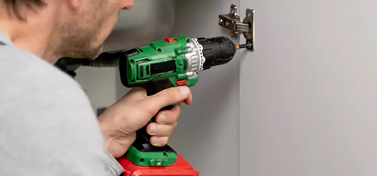 Commercial Door Hinge Repair Pearl