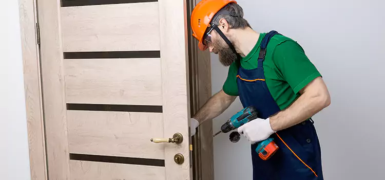 Replace Internal Door Handle with Lock Pearl